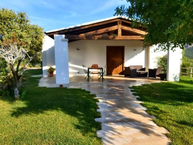 Villa Alba Esclusiva Villa Con Piscina A Sfioro E Vista Mozzafiato Sul Mare Cugnana Dış mekan fotoğraf
