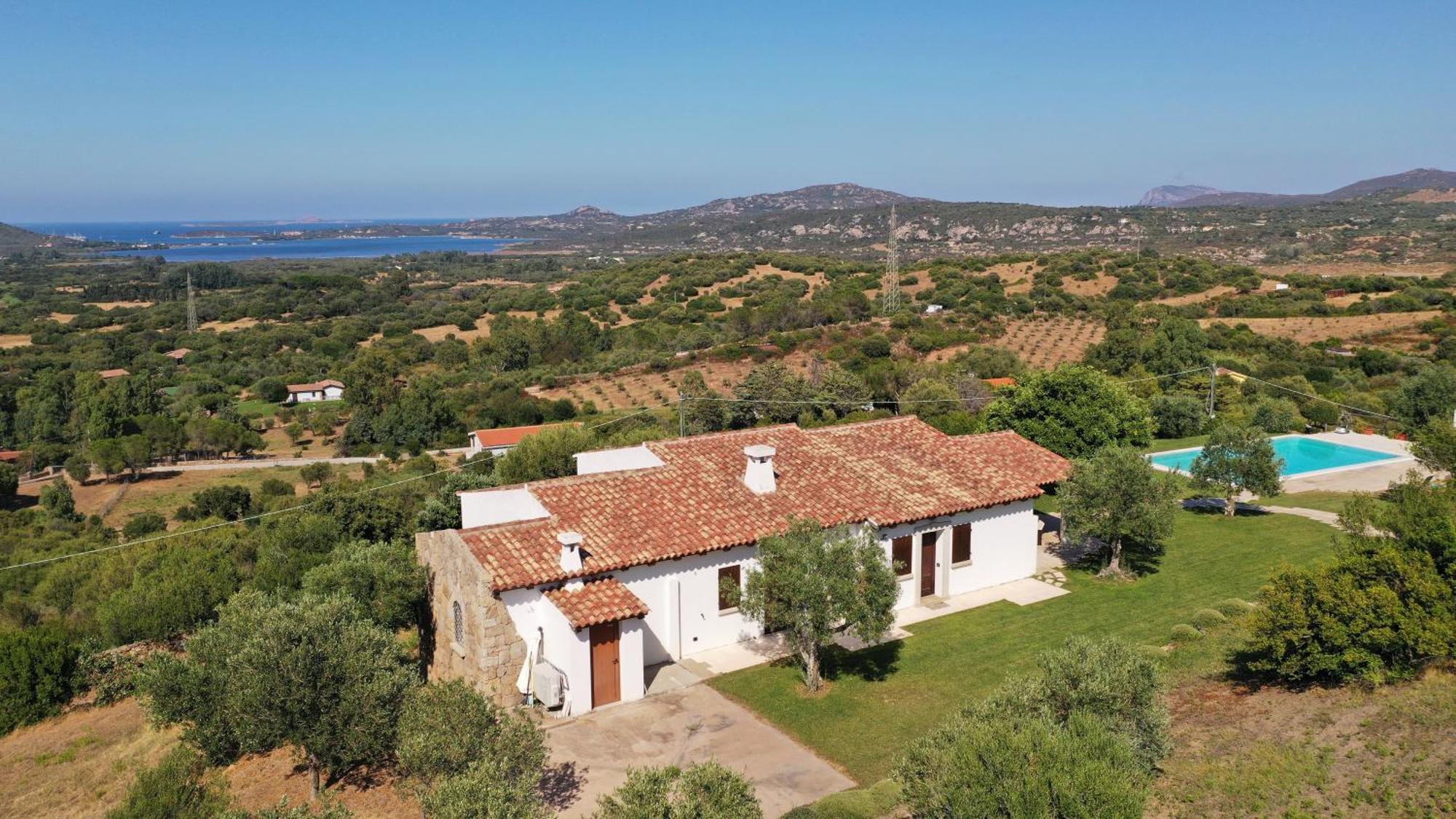 Villa Alba Esclusiva Villa Con Piscina A Sfioro E Vista Mozzafiato Sul Mare Cugnana Dış mekan fotoğraf