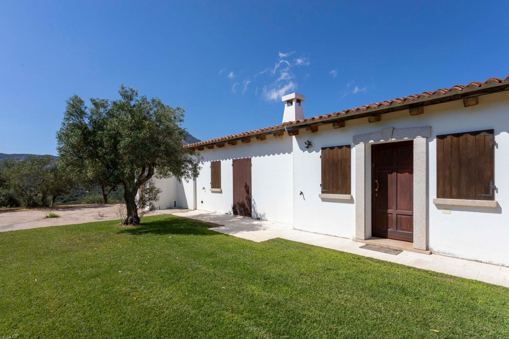 Villa Alba Esclusiva Villa Con Piscina A Sfioro E Vista Mozzafiato Sul Mare Cugnana Dış mekan fotoğraf