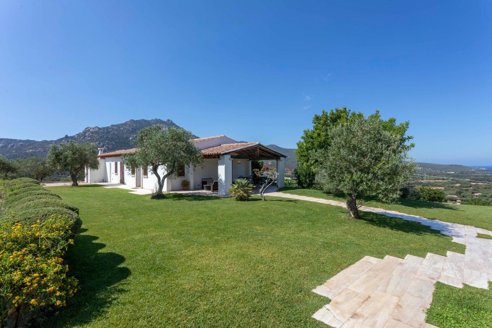 Villa Alba Esclusiva Villa Con Piscina A Sfioro E Vista Mozzafiato Sul Mare Cugnana Dış mekan fotoğraf