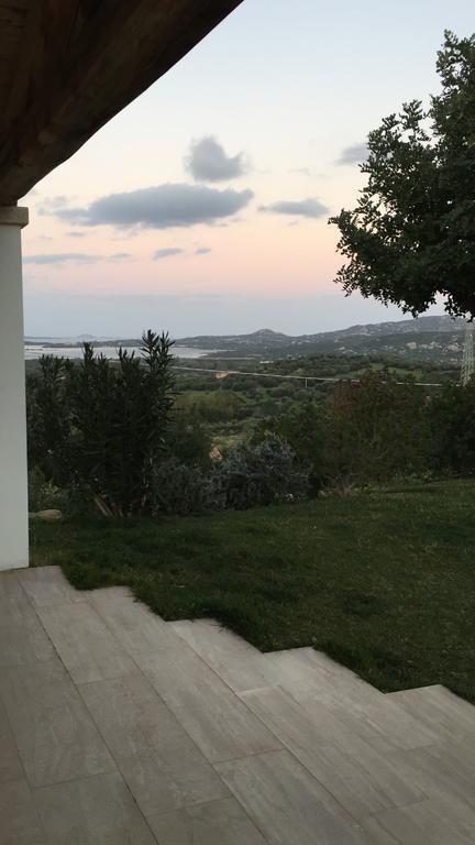 Villa Alba Esclusiva Villa Con Piscina A Sfioro E Vista Mozzafiato Sul Mare Cugnana Dış mekan fotoğraf