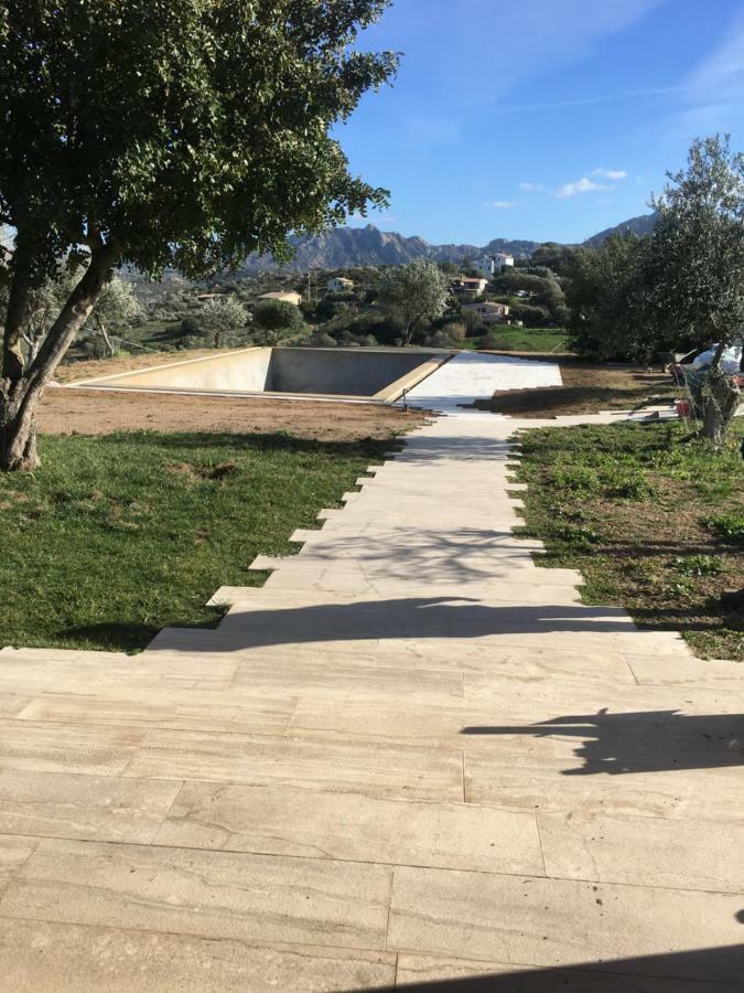 Villa Alba Esclusiva Villa Con Piscina A Sfioro E Vista Mozzafiato Sul Mare Cugnana Dış mekan fotoğraf