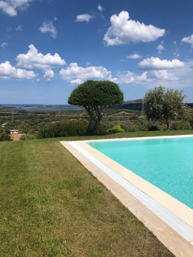 Villa Alba Esclusiva Villa Con Piscina A Sfioro E Vista Mozzafiato Sul Mare Cugnana Dış mekan fotoğraf